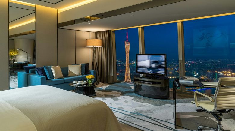 <b>Four Seasons Hotel Guangzhou Room</b>. Images powered by <a href="https://www.leonardoworldwide.com/" title="Leonardo Worldwide" target="_blank">Leonardo</a>.