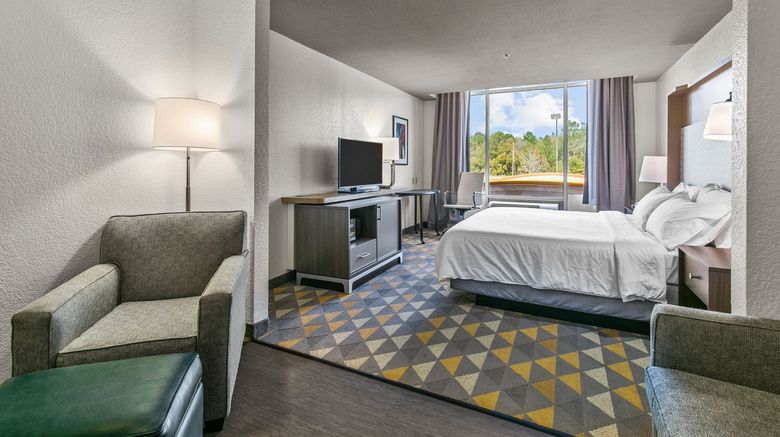 <b>Holiday Inn Express & Suites Lucedale Suite</b>. Images powered by <a href="https://www.leonardoworldwide.com/" title="Leonardo Worldwide" target="_blank">Leonardo</a>.