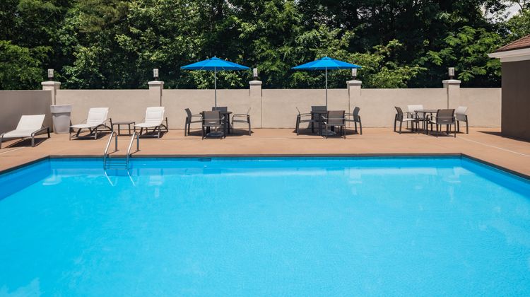 Holiday Inn Express & Suites Pool