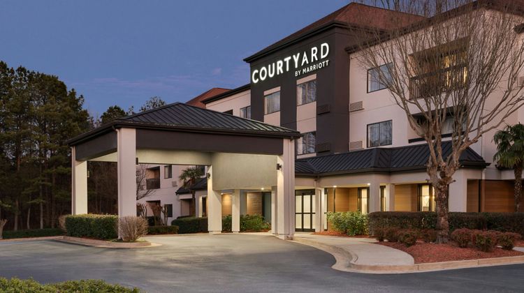 Courtyard Atlanta Suwanee Exterior