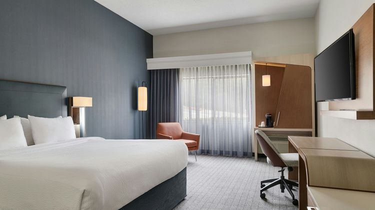 Courtyard Atlanta Suwanee Room