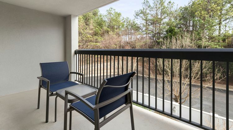 Courtyard Atlanta Suwanee Suite