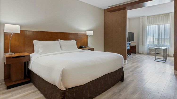 Fairfield Inn & Suites Alamosa Suite