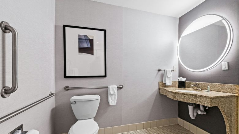 <b>Courtyard by Marriott Clarksville Room</b>. Images powered by <a href="https://www.leonardoworldwide.com/" title="Leonardo Worldwide" target="_blank">Leonardo</a>.