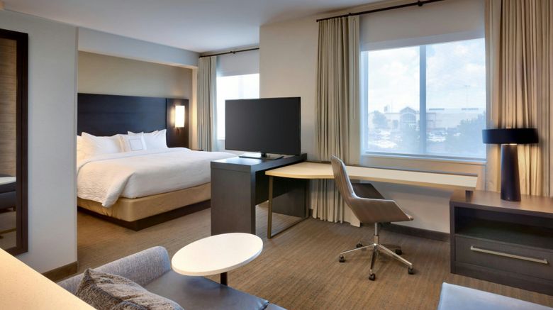 <b>Residence Inn by Marriott Lincolnwood Suite</b>. Images powered by <a href="https://www.leonardoworldwide.com/" title="Leonardo Worldwide" target="_blank">Leonardo</a>.