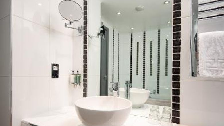 <b>The Waterhead Inn Room</b>. Images powered by <a href="https://www.leonardoworldwide.com/" title="Leonardo Worldwide" target="_blank">Leonardo</a>.