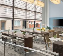 Element Harrison - Newark Lobby