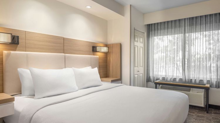 SpringHill Suites Fresno Suite