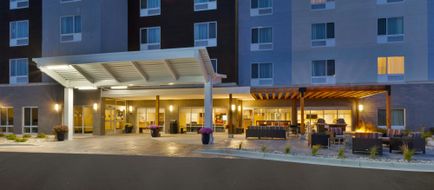TownePlace Suites Airport Southeast Exterior