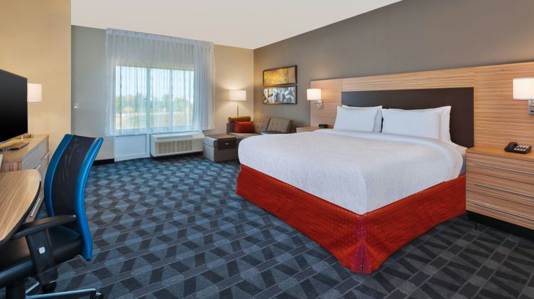 TownePlace Suites Airport Southeast Suite