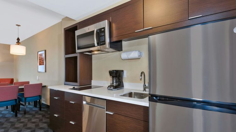 TownePlace Suites Airport Southeast Room