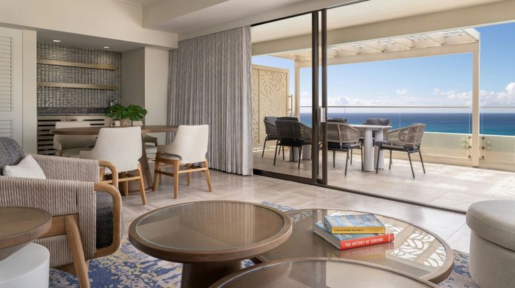 Moana Surfrider, a Westin Resort & Spa Suite