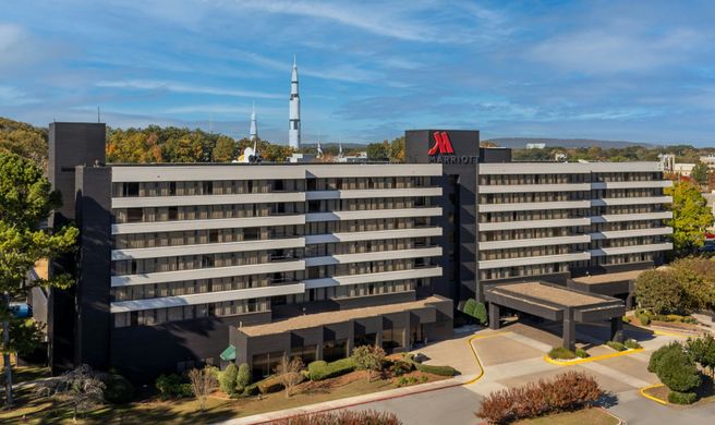 Huntsville Marriott Space Center Exterior