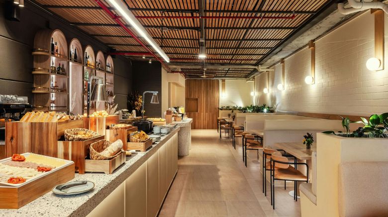 <b>Loma Medellin Restaurant</b>. Images powered by <a href="https://www.leonardoworldwide.com/" title="Leonardo Worldwide" target="_blank">Leonardo</a>.