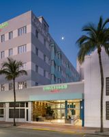 Courtyard Miami Beach South Beach