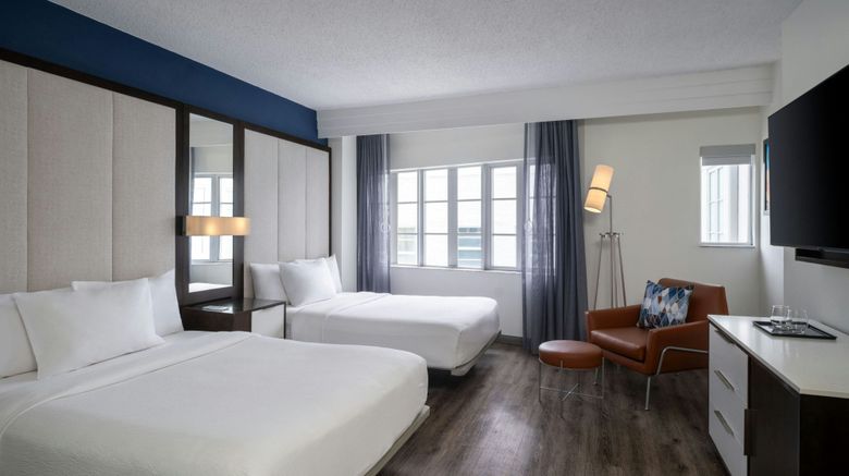 <b>Courtyard Miami Beach South Beach Room</b>. Images powered by <a href="https://www.leonardoworldwide.com/" title="Leonardo Worldwide" target="_blank">Leonardo</a>.