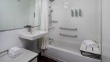 <b>Courtyard Miami Beach South Beach Room</b>. Images powered by <a href="https://www.leonardoworldwide.com/" title="Leonardo Worldwide" target="_blank">Leonardo</a>.