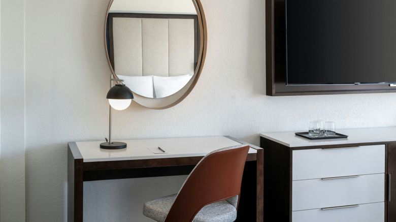 <b>Courtyard Miami Beach South Beach Suite</b>. Images powered by <a href="https://www.leonardoworldwide.com/" title="Leonardo Worldwide" target="_blank">Leonardo</a>.