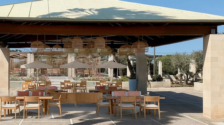 <b>Sheraton Rhodes Resort Restaurant</b>. Images powered by <a href="https://www.leonardoworldwide.com/" title="Leonardo Worldwide" target="_blank">Leonardo</a>.