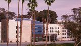 Residence Inn Ventura Beach Exterior