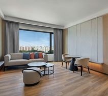 Courtyard By Marriott Tirupati Room