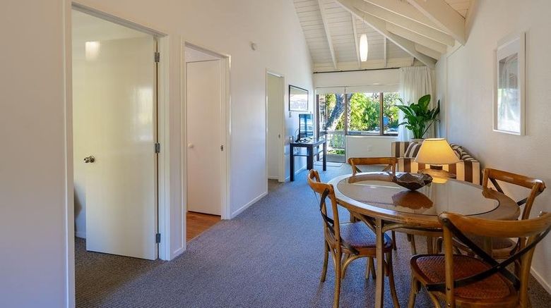<b>Emerald Inn on Takapuna Beach Restaurant</b>. Images powered by <a href="https://www.leonardoworldwide.com/" title="Leonardo Worldwide" target="_blank">Leonardo</a>.