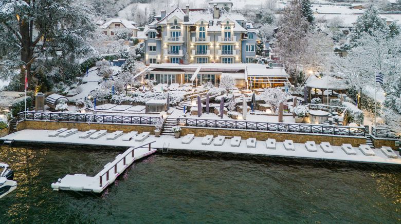 <b>Yoann Conte - Au Bord du Lac Exterior</b>. Images powered by <a href="https://www.leonardoworldwide.com/" title="Leonardo Worldwide" target="_blank">Leonardo</a>.