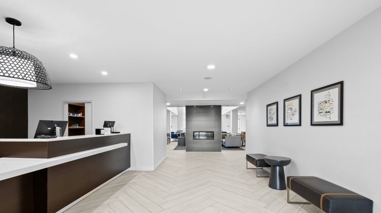 Staybridge Suites Calgary Airport Exterior