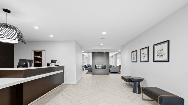 <b>Staybridge Suites Calgary Airport Exterior</b>. Images powered by <a href="https://www.leonardoworldwide.com/" title="Leonardo Worldwide" target="_blank">Leonardo</a>.
