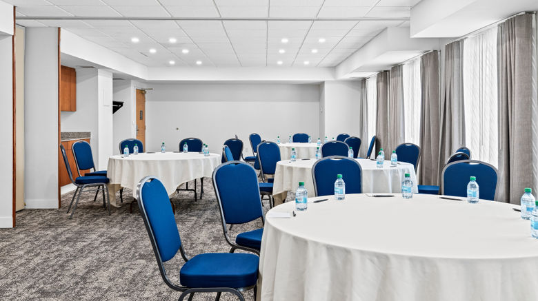 <b>Staybridge Suites Calgary Airport Meeting</b>. Images powered by <a href="https://www.leonardoworldwide.com/" title="Leonardo Worldwide" target="_blank">Leonardo</a>.