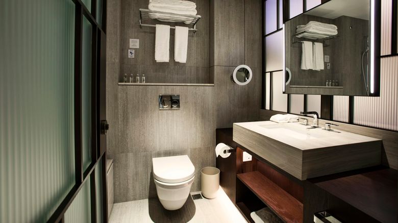 <b>The Emperor Hotel Room</b>. Images powered by <a href="https://www.leonardoworldwide.com/" title="Leonardo Worldwide" target="_blank">Leonardo</a>.
