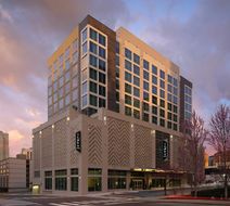 Tempo Nashville Midtown Exterior