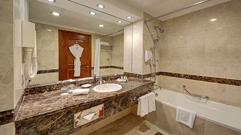 <b>Royal Ascot Hotel Room</b>. Images powered by <a href="https://www.leonardoworldwide.com/" title="Leonardo Worldwide" target="_blank">Leonardo</a>.