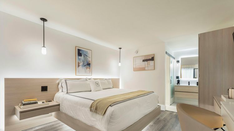Vietta Hotel Room