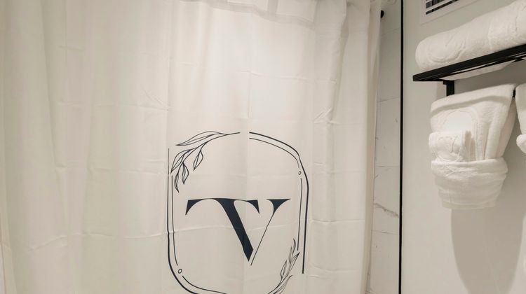 Vietta Hotel Room