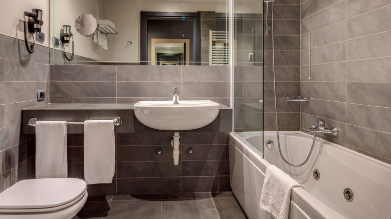 <b>Hotel Expo Verona Room</b>. Images powered by <a href="https://www.leonardoworldwide.com/" title="Leonardo Worldwide" target="_blank">Leonardo</a>.