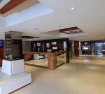 O2 Oxygen Hotel Lobby