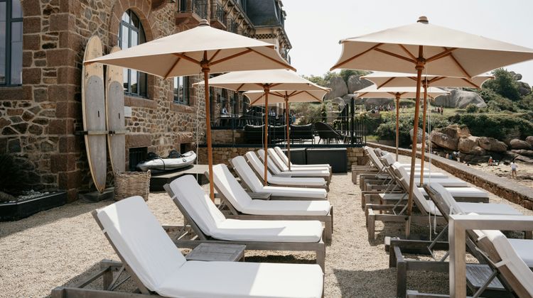 Castel Beau Site Beach