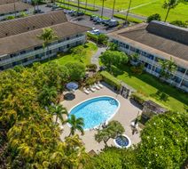 Plantation Hale Suites Exterior