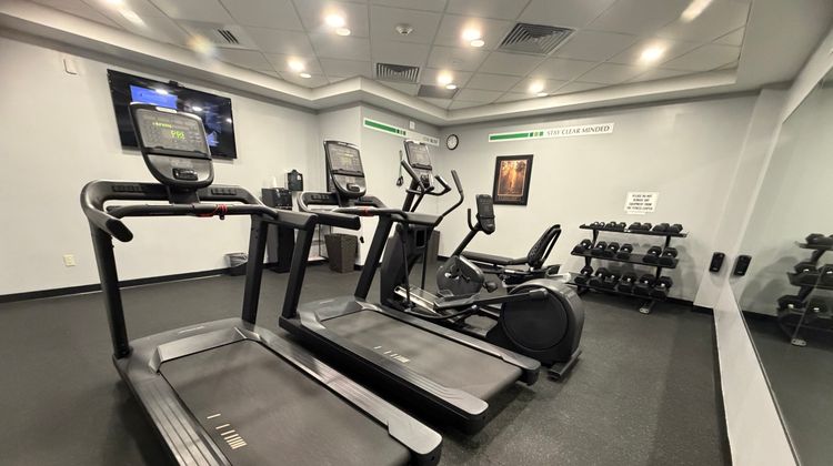 Holiday Inn Plainview Health Club