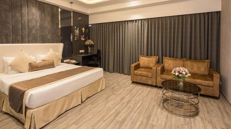 Goldfinch Hotel Mumbai Suite