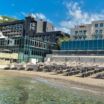 Avala Resort & Villas
