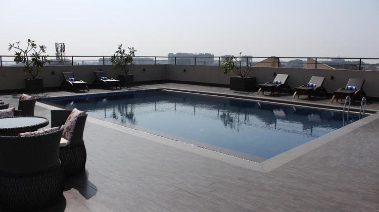 Goldfinch Hotel Mumbai Pool