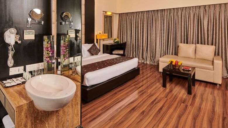 <b>Goldfinch Hotel Mumbai Suite</b>. Images powered by <a href="https://www.leonardoworldwide.com/" title="Leonardo Worldwide" target="_blank">Leonardo</a>.