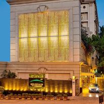 Goldfinch Hotel Mumbai