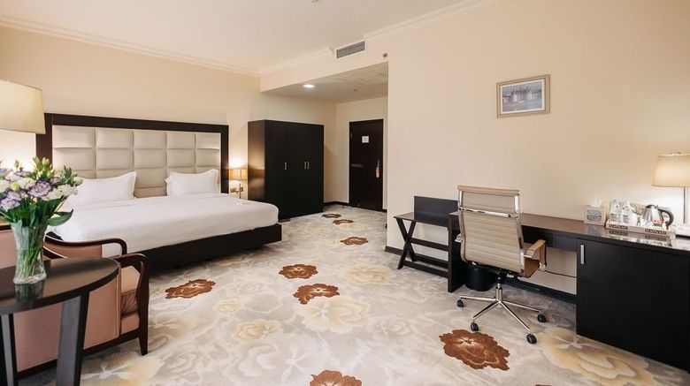 <b>Paris Hotel Yerevan Room</b>. Images powered by <a href="https://www.leonardoworldwide.com/" title="Leonardo Worldwide" target="_blank">Leonardo</a>.