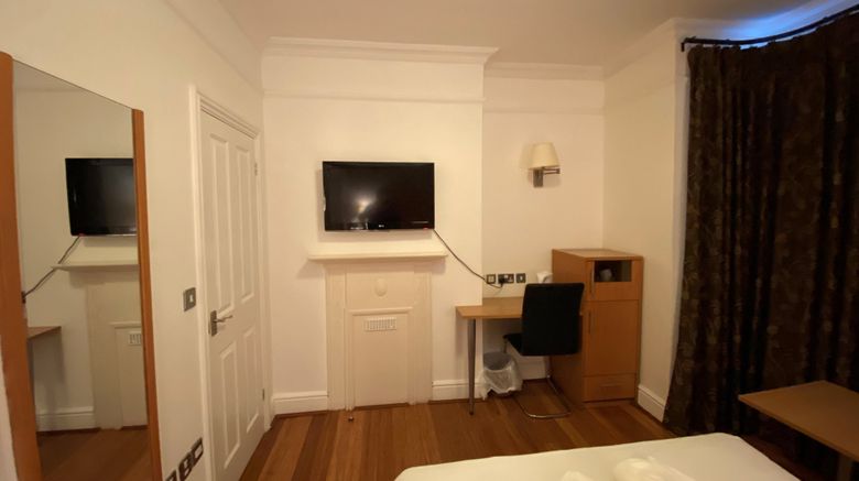 <b>Buckingham Hotel Room</b>. Images powered by <a href="https://www.leonardoworldwide.com/" title="Leonardo Worldwide" target="_blank">Leonardo</a>.
