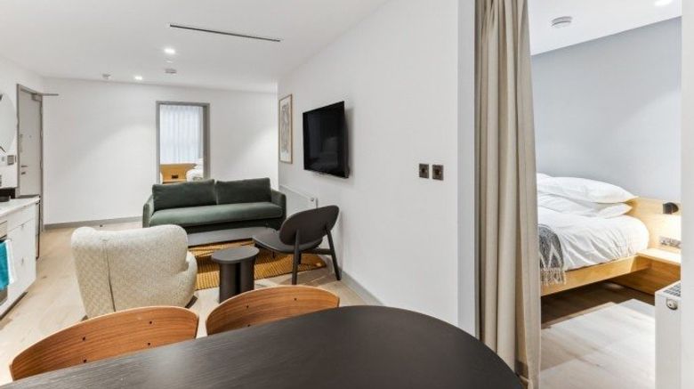 <b>Beaver Hotel Room</b>. Images powered by <a href="https://www.leonardoworldwide.com/" title="Leonardo Worldwide" target="_blank">Leonardo</a>.