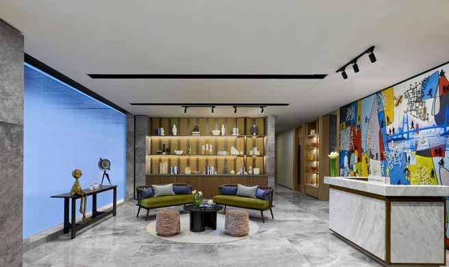 Le Meridien Navi Mumbai Lobby