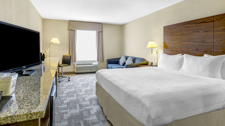 Prairie Crest Hotel Red Deer Room